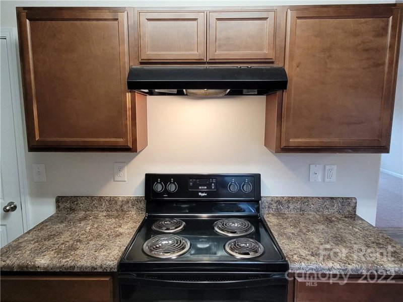 Property image 4 at 2121 Pinnacle View Drive, Kings Mountain, NC 28086