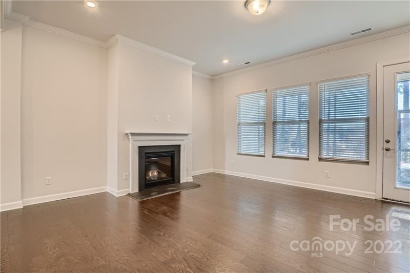 Property image 4 at 14915 Batteliere Drive, Charlotte, NC 28278