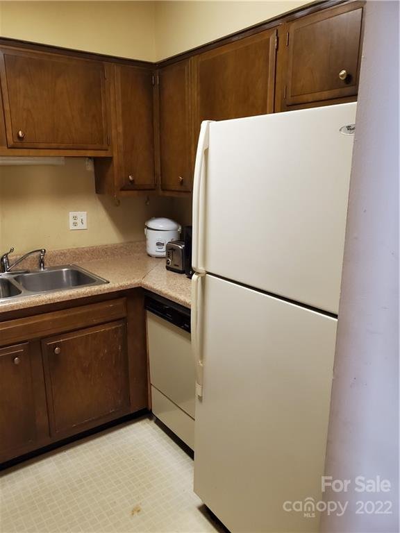 Property image 3 at 427 6th Avenue, Hendersonville, NC 28739