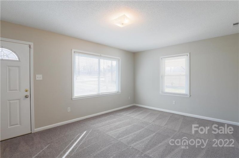 Property image 3 at 198 Harriet Lane, Statesville, NC 28625