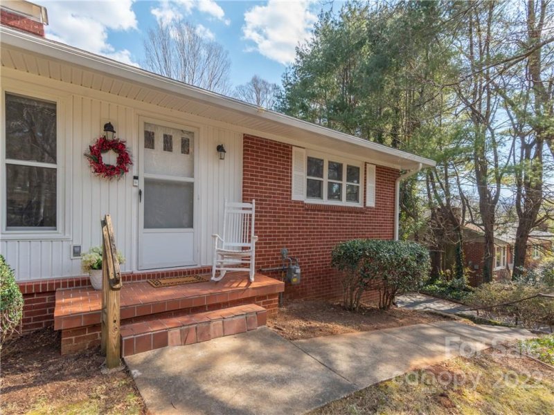 Property image 5 at 31 Pinehurst Road, Asheville, NC 28805