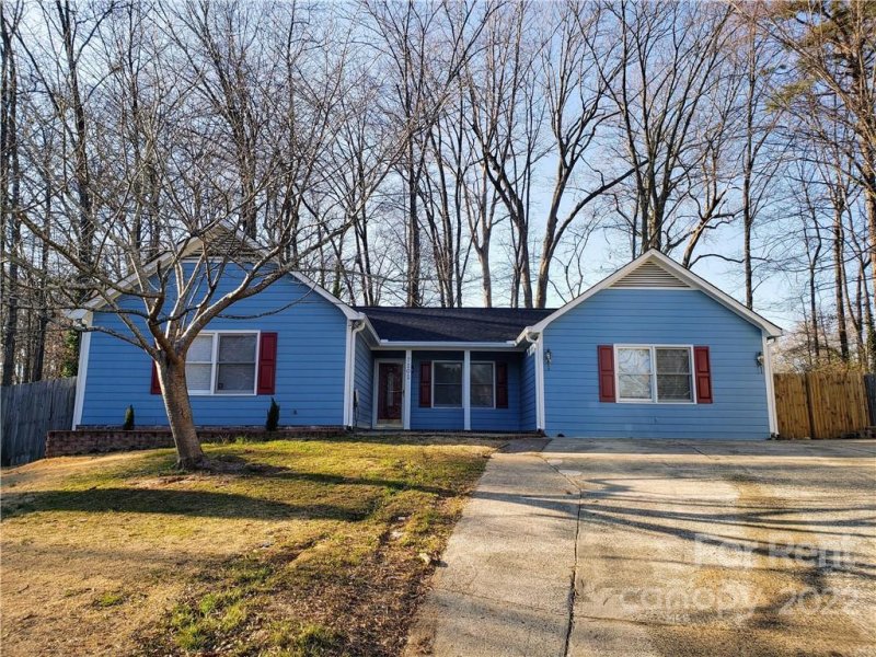 7101 Rockwood Forest Lane