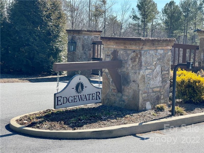 Property image 4 at 1800 Waters Edge Drive, Granite Falls, NC 28630