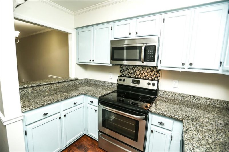 Property image 3 at 10826 Winterbourne Court, Charlotte, NC 28277