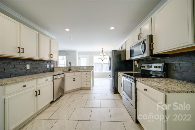 Property image 4 at 3552 Navajo Drive, Maiden, NC 28650