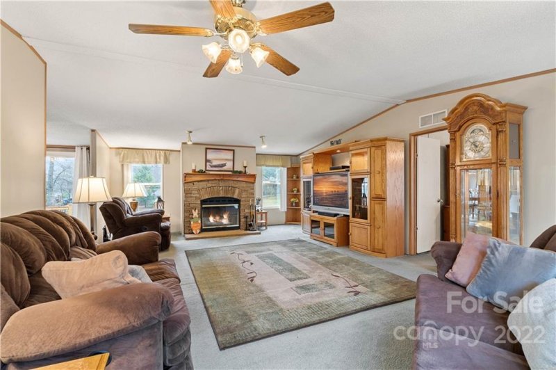 Property image 4 at 170 Inverness Loop, Mooresville, NC 28117