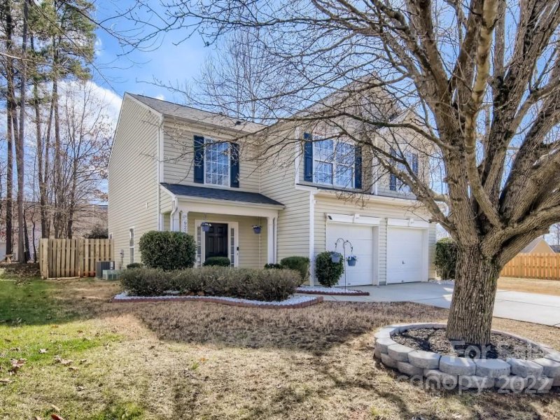 Chastain Walk, Charlotte Community