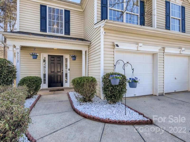 Property image 4 at 9222 Chastain Walk Drive, Charlotte, NC 28216