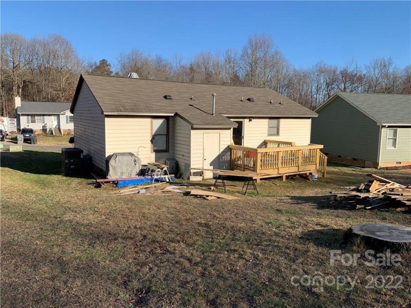 Property image 3 at 8217 Chrisbry Lane, Charlotte, NC 28215