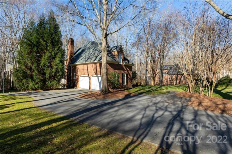 Property image 2 at 2114 Cavendale Drive, Rock Hill, SC 29732