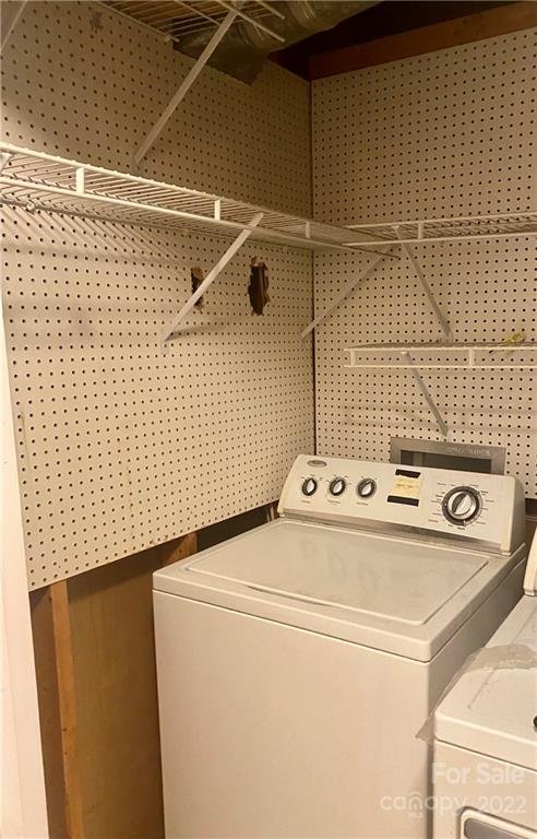 Property image 5 at 9408 Lexington Circle, Charlotte, NC 28213