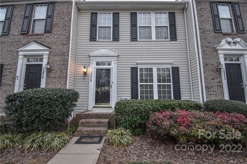 Property image 3 at 10946 Garden Oaks Lane, Charlotte, NC 28273