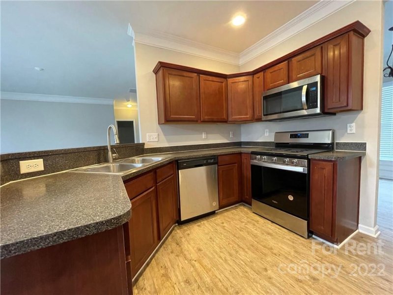 Property image 3 at 5845 Ringneck Road, Charlotte, NC 28216