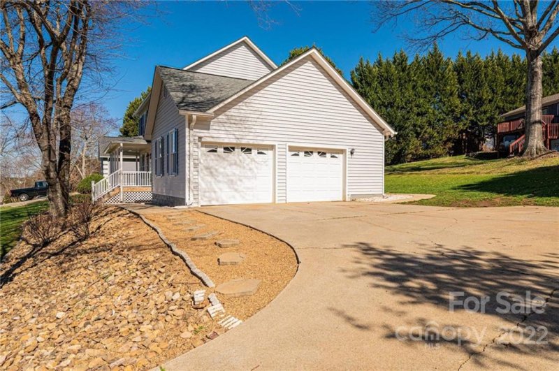 Property image 5 at 5660 Gold Creek Bay None, Hickory, NC 28601