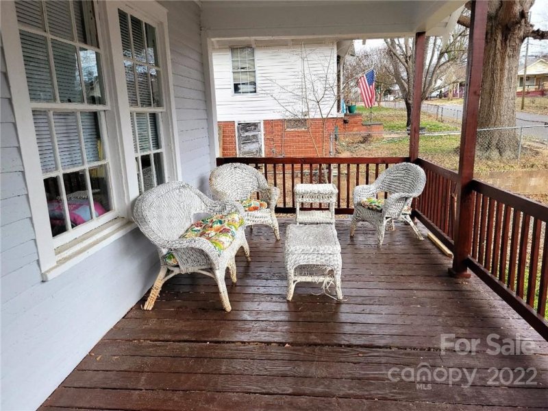 Property image 5 at 1004 W 5th Avenue, Gastonia, NC 28052