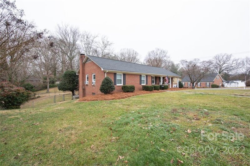 Property image 3 at 1205 Laurel Lane, Gastonia, NC 28054