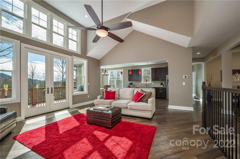 Property image 4 at 487 Morning Air Lane, Hendersonville, NC 28792