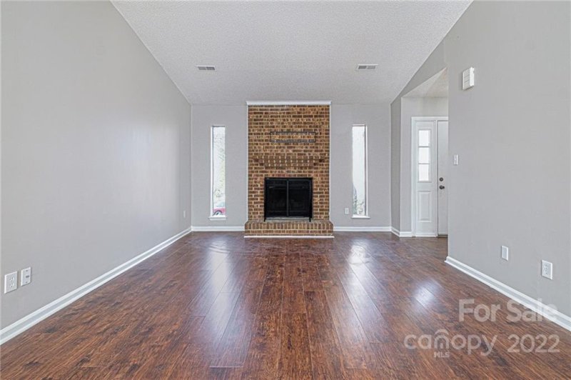 Property image 3 at 6300 Prairie Lane, Charlotte, NC 28214