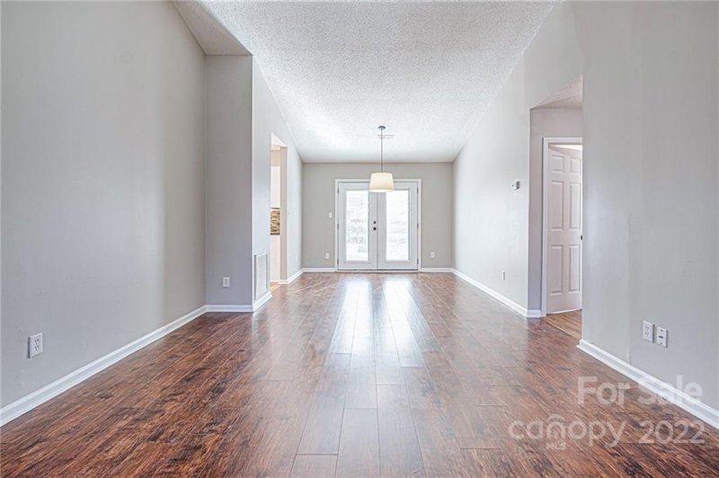 Property image 4 at 6300 Prairie Lane, Charlotte, NC 28214