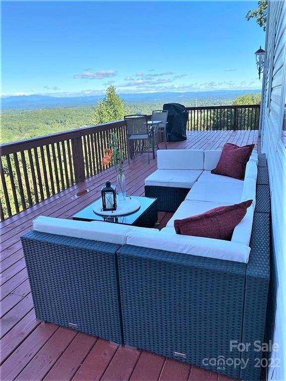 Property image 3 at 3486 Stones Throw Drive, Valdese, NC 28690