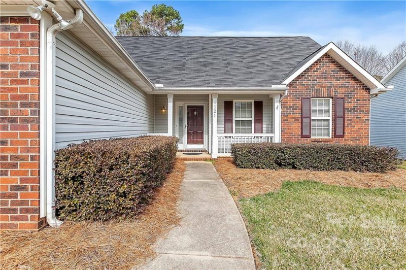 Property image 2 at 1121 Franklin Thomas Place, Charlotte, NC 28214