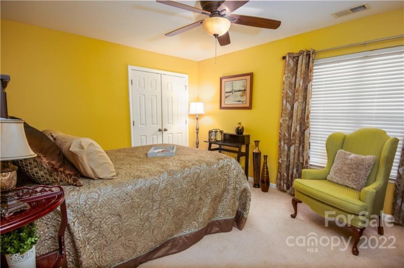 Property image 2 at 11319 Breezehill Lane, Charlotte, NC 28262