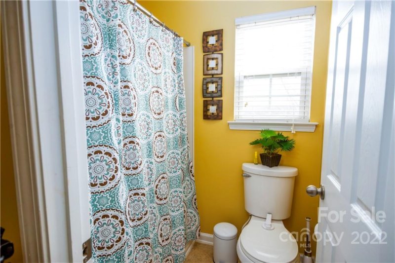 Property image 4 at 11319 Breezehill Lane, Charlotte, NC 28262