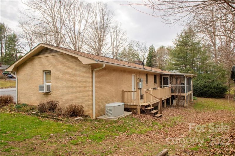 Property image 3 at 3158 Florida Drive, Hendersonville, NC 28792