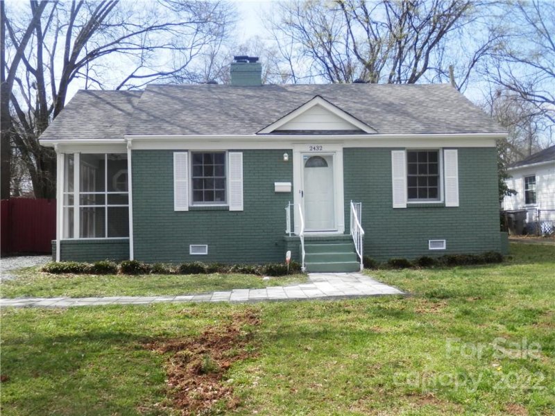 Property image 2 at 2432 Remount Road, Charlotte, NC 28208