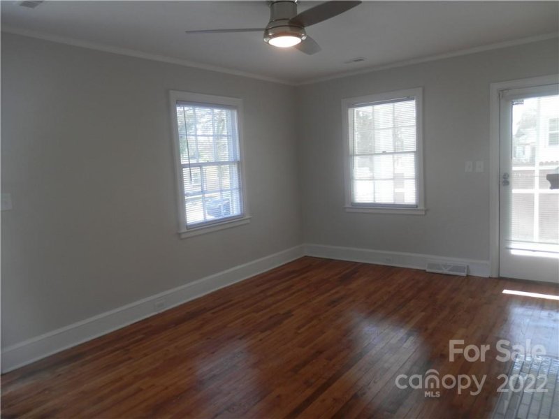 Property image 5 at 2432 Remount Road, Charlotte, NC 28208