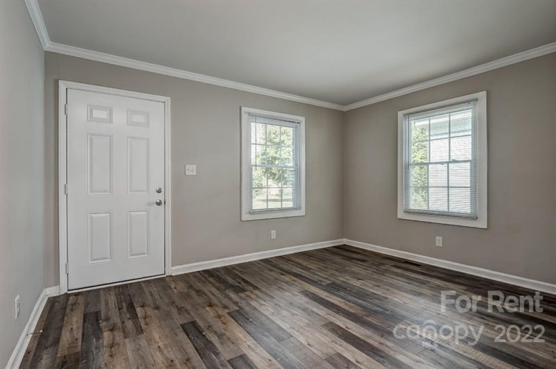 Property image 3 at 323 Jones Street, Charlotte, NC 28208
