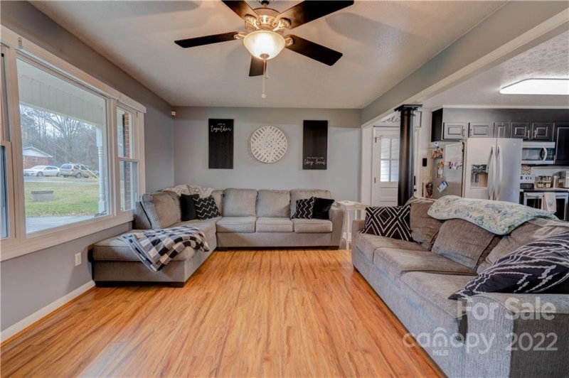 Property image 2 at 122 Vernon Street, Cherryville, NC 28021