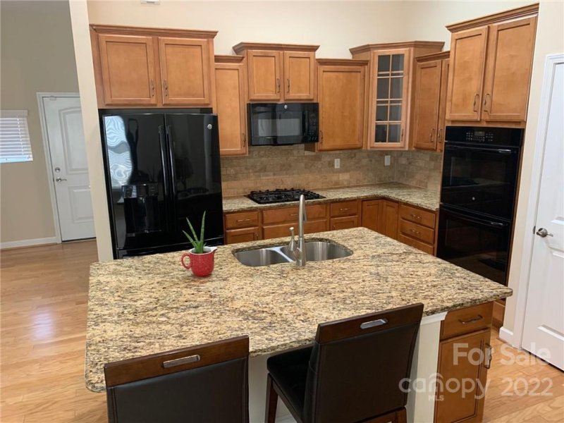 Property image 2 at 4913 Polo Gate Boulevard, Charlotte, NC 28216