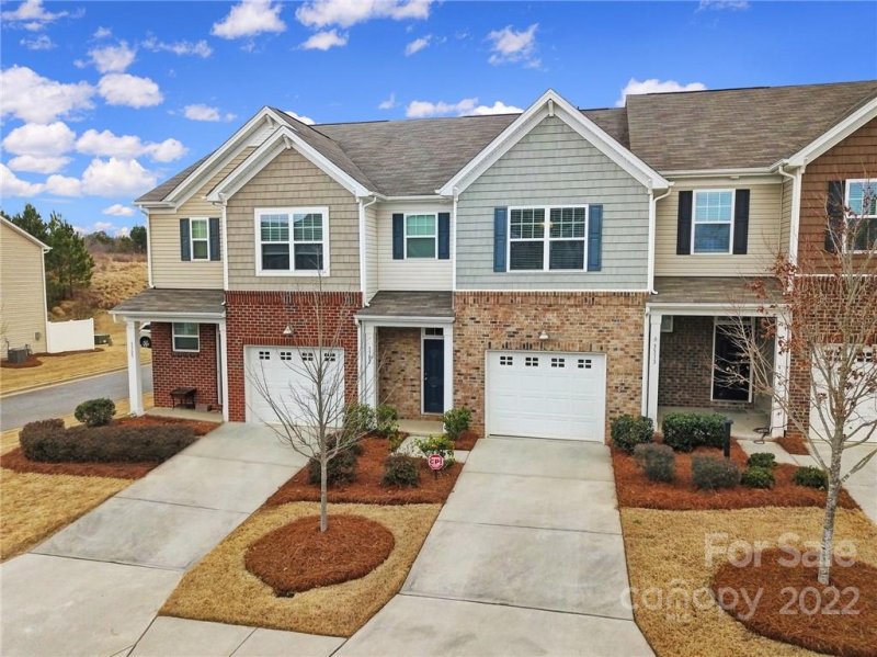 Property image 2 at 3309 Yarmouth Lane, Gastonia, NC 28056