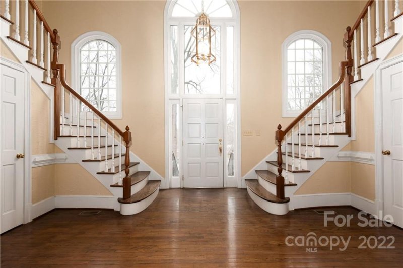 Property image 5 at 7000 Whitemarsh Court, Charlotte, NC 28210