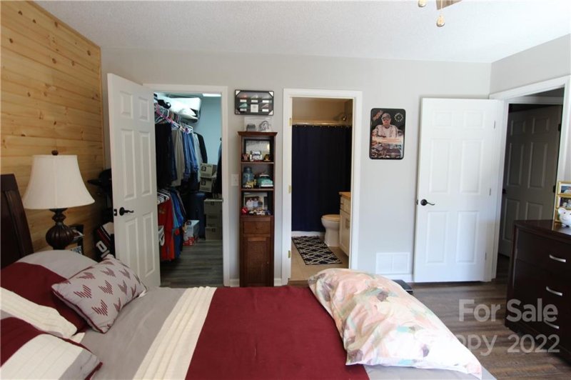 Property image 5 at 5 Bay Hill Court, Etowah, NC 28729