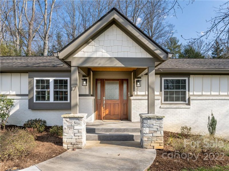 Property image 3 at 17 Pheasant Drive, Asheville, NC 28803