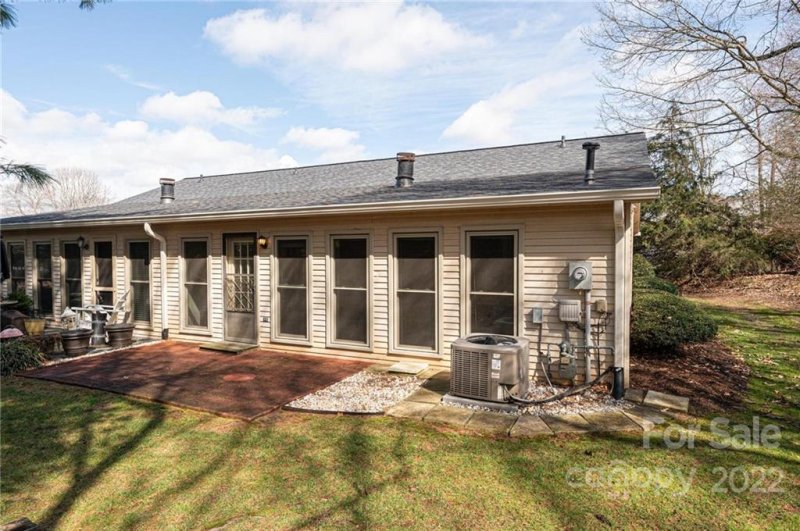 Property image 5 at 885 21st Avenue, Hickory, NC 28601