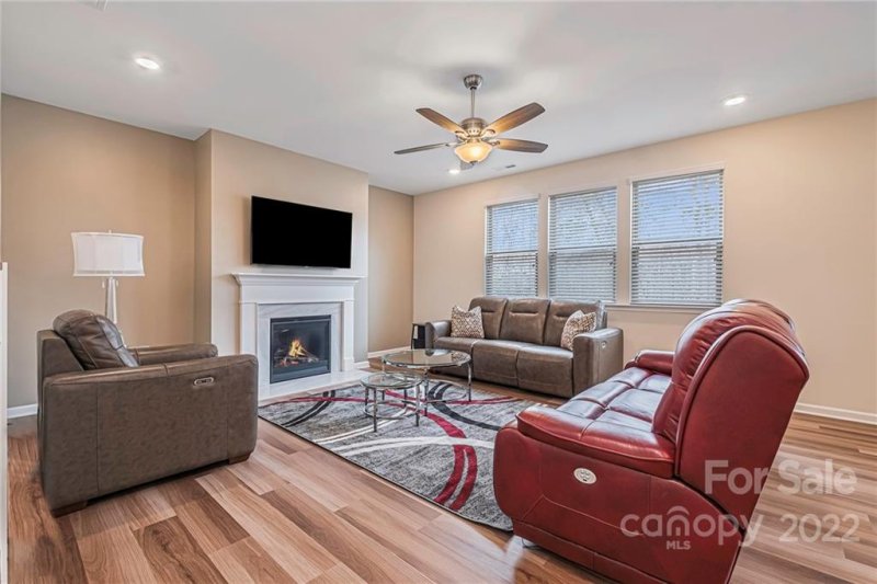 Property image 4 at 374 Pleasant View Lane, Concord, NC 28025