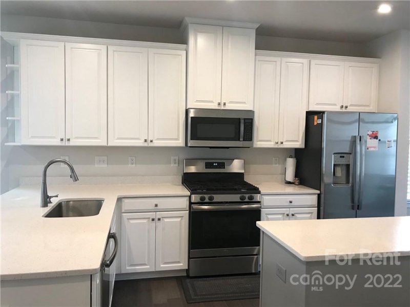 Property image 3 at 417 16th Street, Charlotte, NC 28206