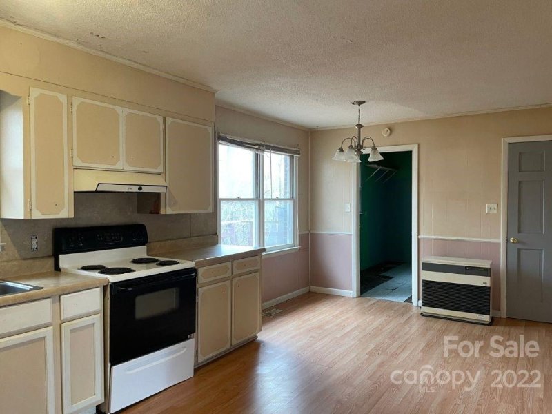 Property image 5 at 109 Lions Hill Street, Morganton, NC 28655