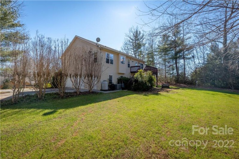 Property image 3 at 1496 Brentwood Place, Morganton, NC 28655