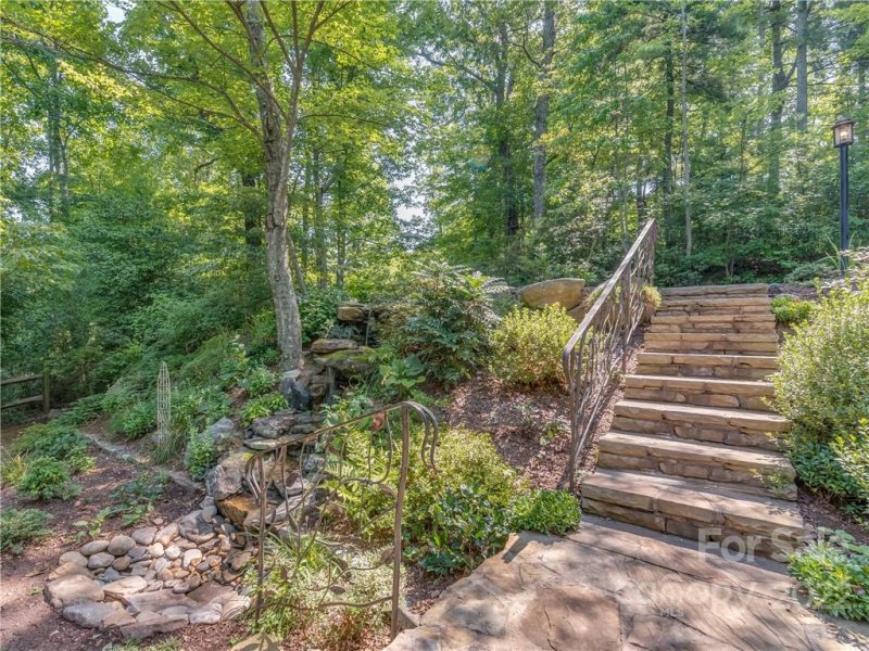 Property image 5 at 270 Ridge Drive, Saluda, NC 28773