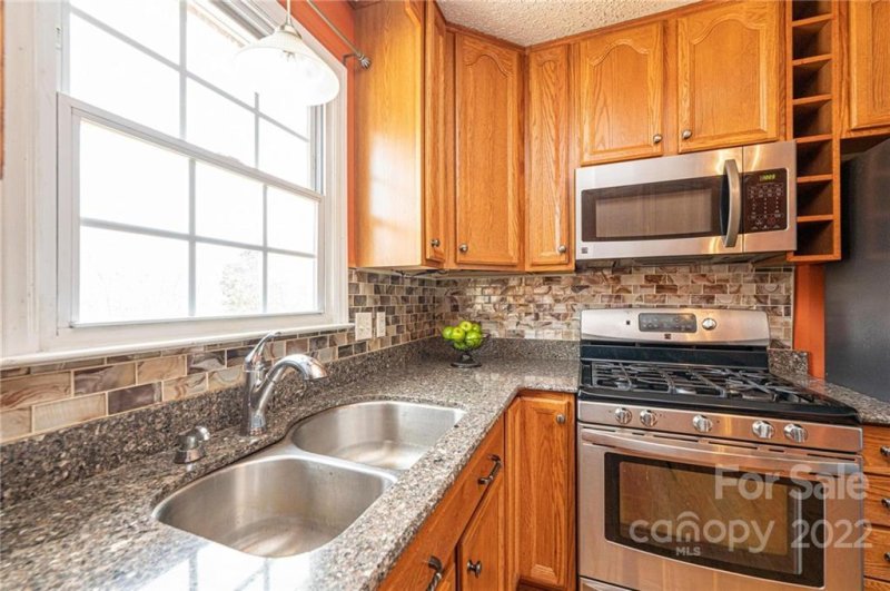 Property image 3 at 3239 15th Avenue, Conover, NC 28613