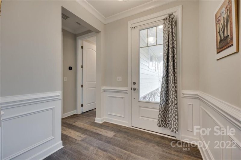 Property image 3 at 910 Gallant Grove Drive, Tega Cay, SC 29708