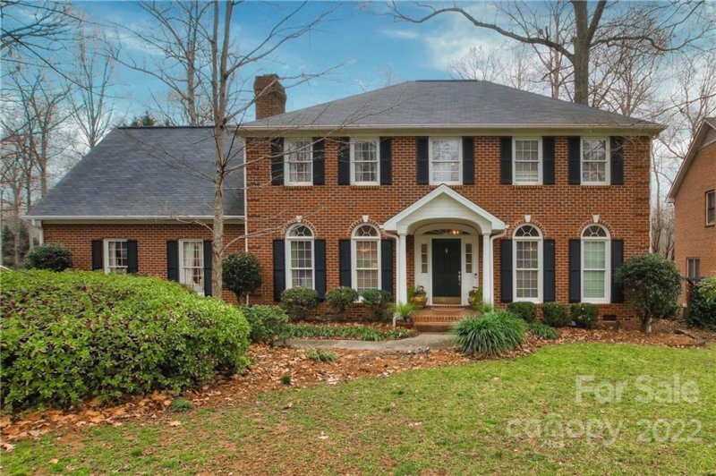 2358 Sparrow Drive
