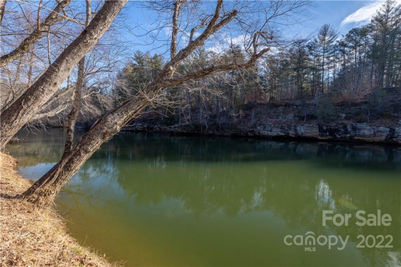 Property image 5 at 3042 Ledges Way, Morganton, NC 28655