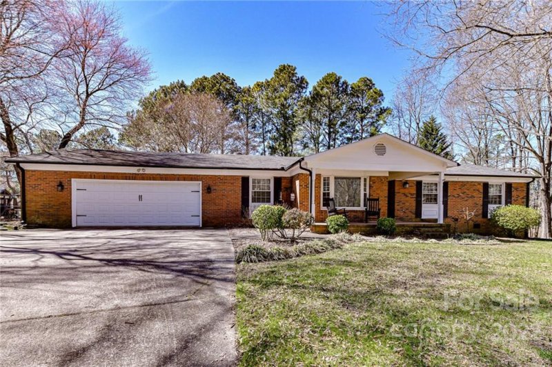 4301 Red Berry Court