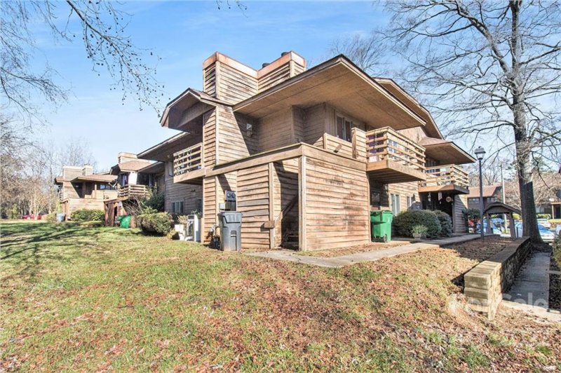 Property image 2 at 1855 J Julian Lane, Charlotte, NC 28208