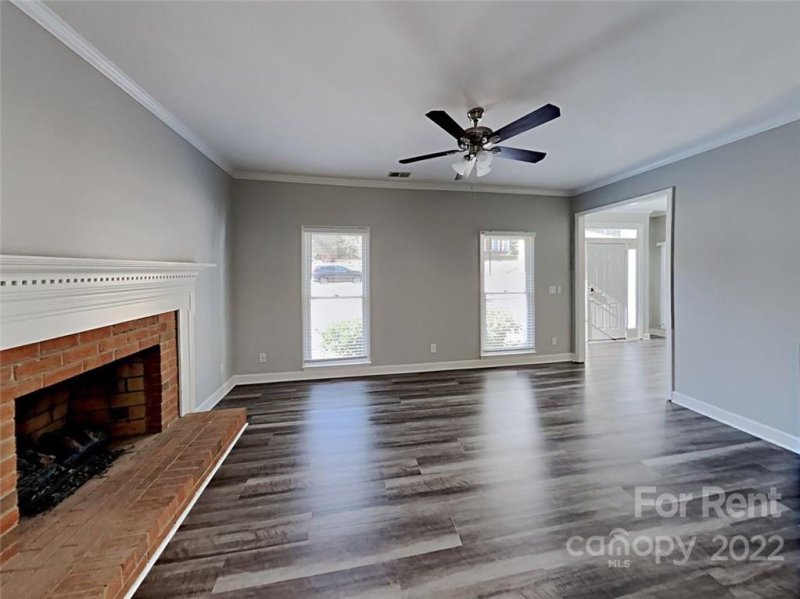 Property image 4 at 10245 Rougemont Lane, Charlotte, NC 28277